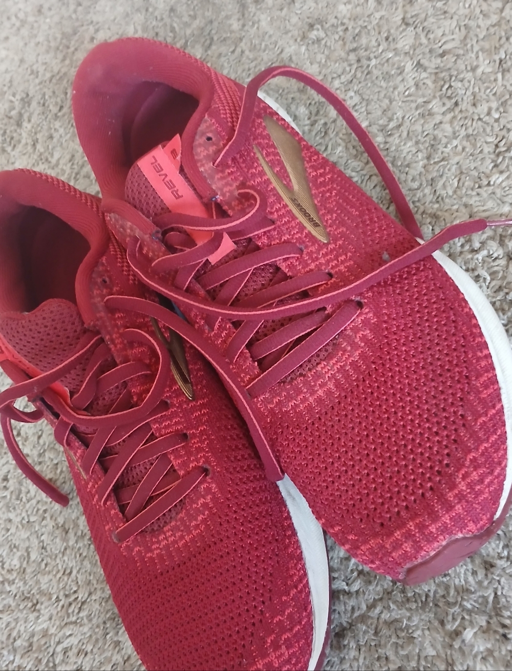 Brooks Men Shoes